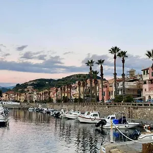 ca-du-capitan.hotelitalianriviera.com/